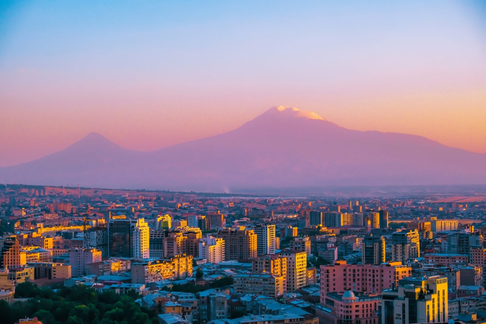 levon-vardanyan-_EpaiWp5yC8-unsplash (2)